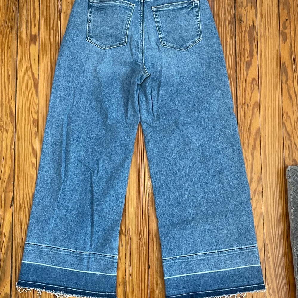 Wide leg jeans